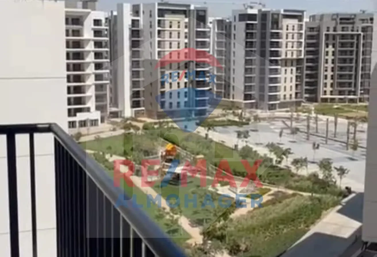 Zed Park Apartment for Rent - Sheikh Zayed, Prime Position
