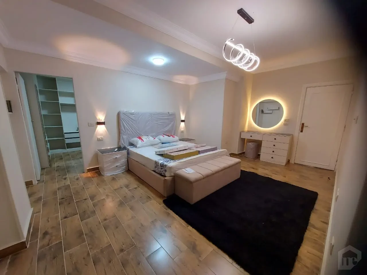 fully furnished Apartment