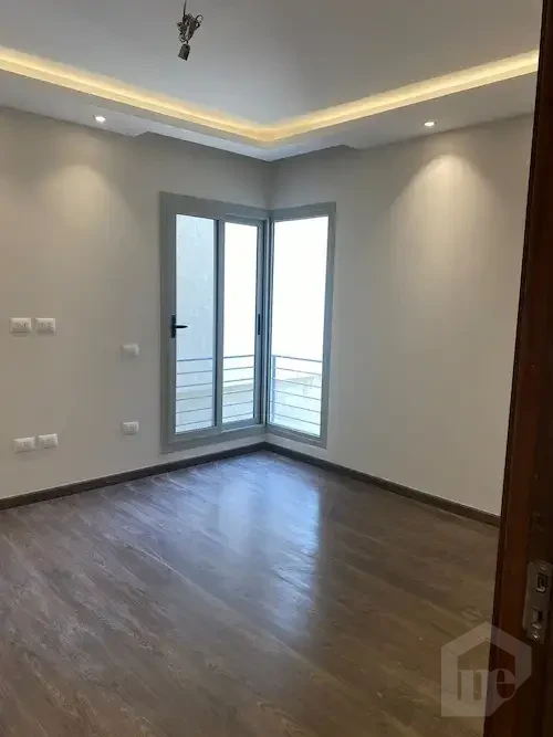 شقة للإيجار بالم هيلز نيو كايرو – مطبخ وتكييفات