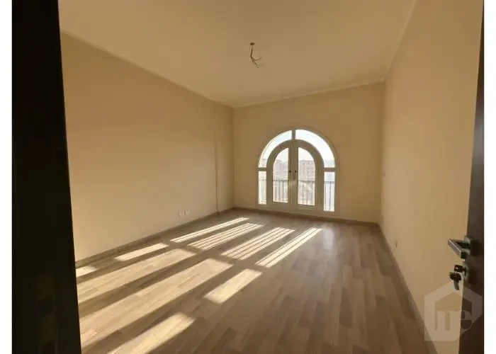 Apartment For Sale In 90 Avenue