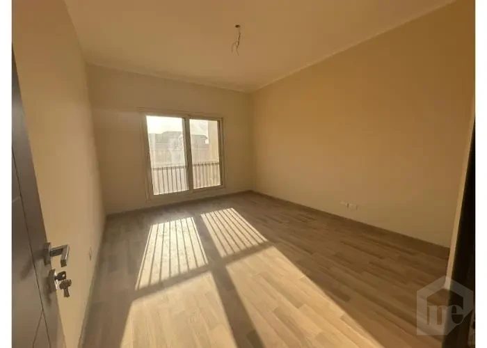 Apartments In 90 Avenue Compound