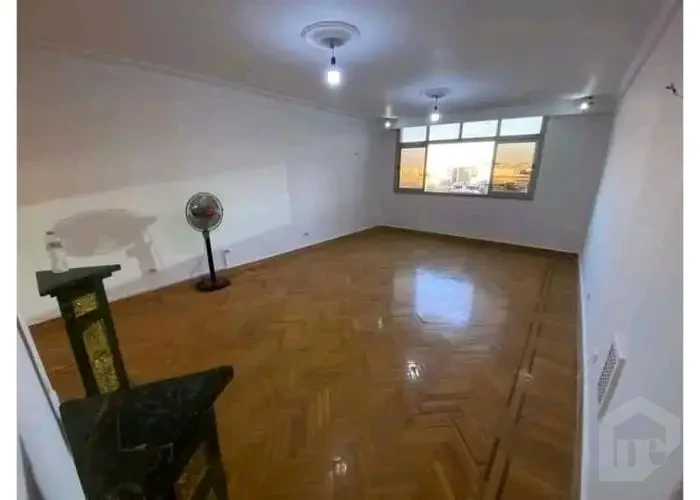 للبيع في مدينه نصر