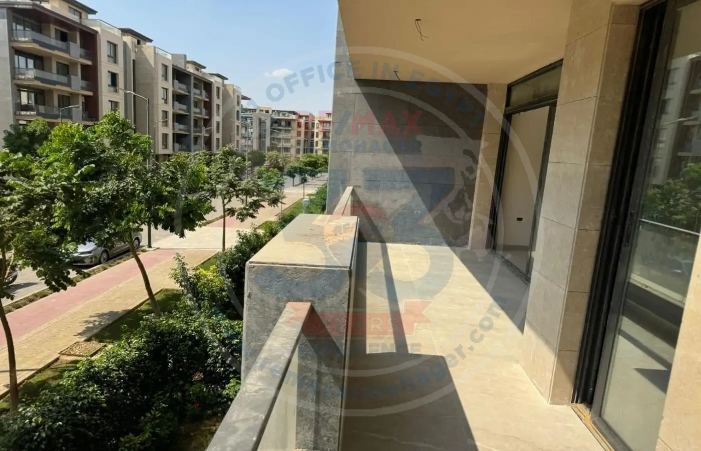 Apartment for sale in Azad Compound, fully finished, open view, 140 m