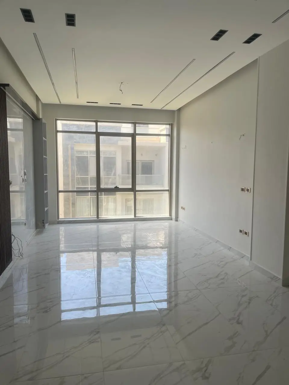 شقة للبيع في جاليريا مون فالي – جولدن سكوير