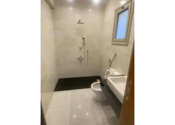 للبيع في جاليريا