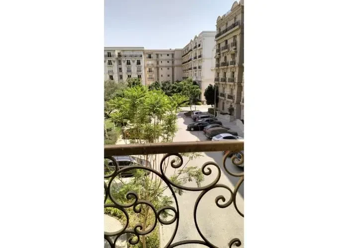 شقه للبيع في هايد بارك