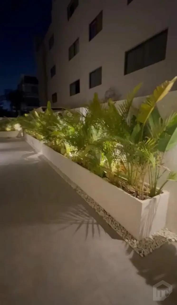 شقة للبيع في Lake View Residence 1 – دور أرضي