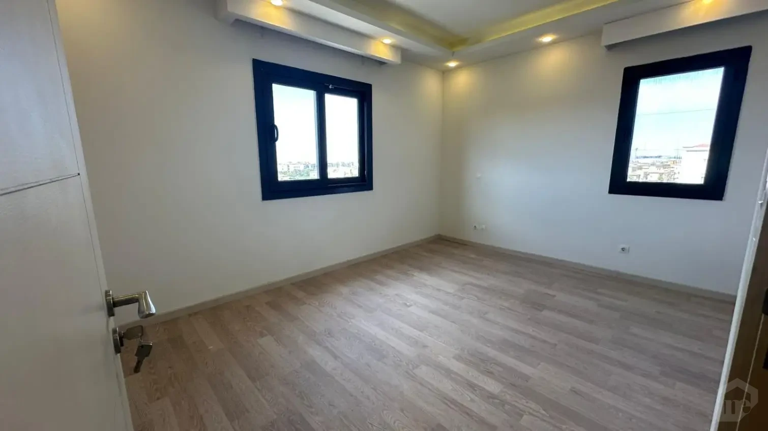 شقة 235 متر ميفيدا