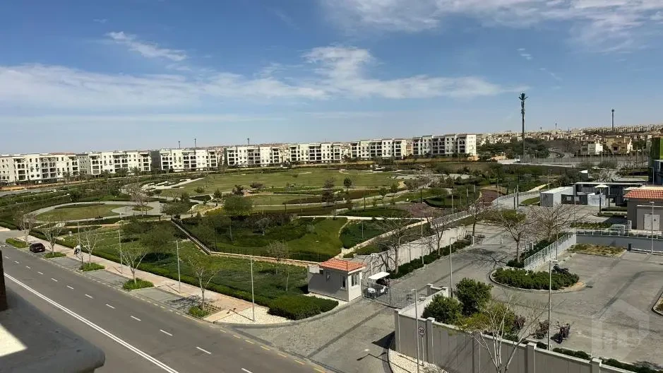 شقة للبيع ميفيدا