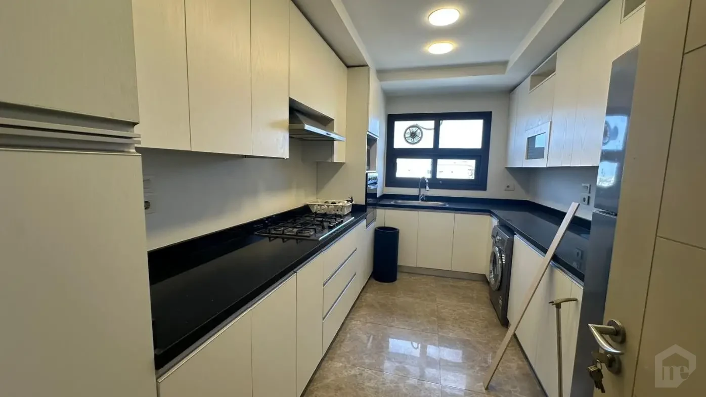 شقة للبيع ميفيدا