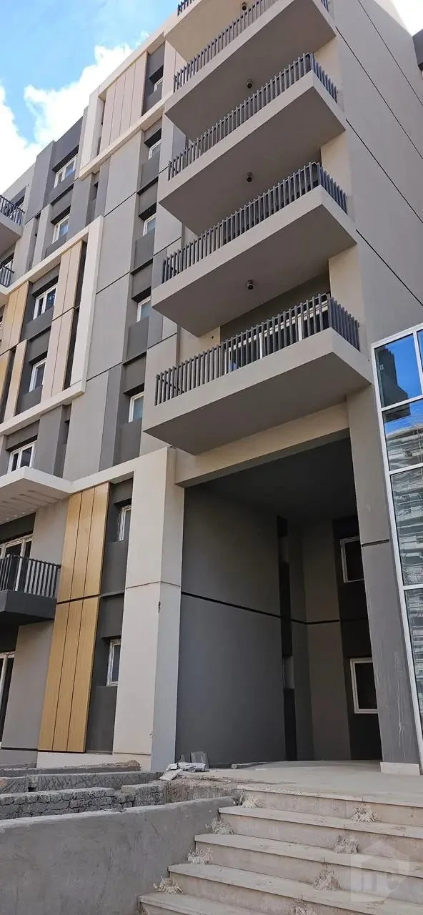 Apartment for Sale in Haptown