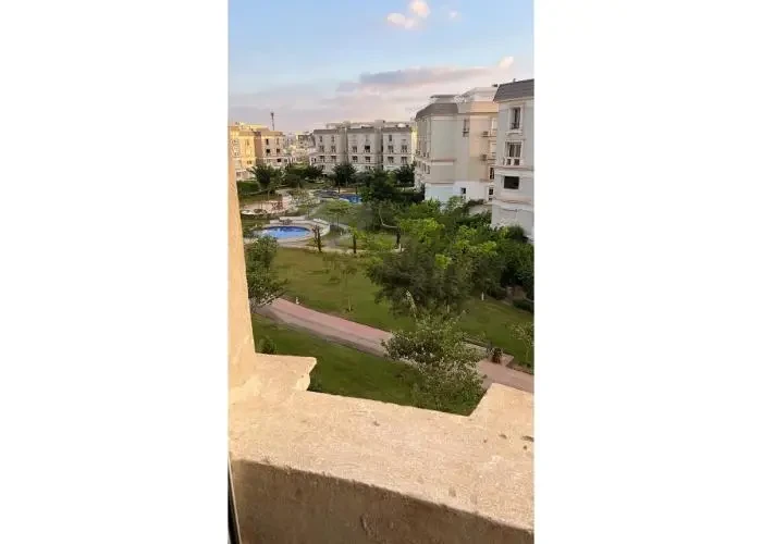 شقه متشطبه بالكامل في ماونتن فيو هايد بارك