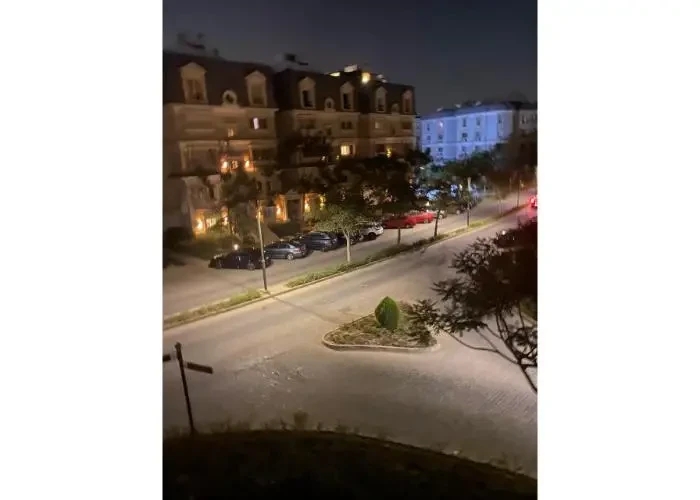 للبيع في ماونتن فيو هايد بارك