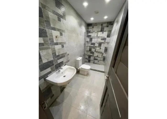 شقه متشطبه بالكامل للبيع في ماونتن فيو