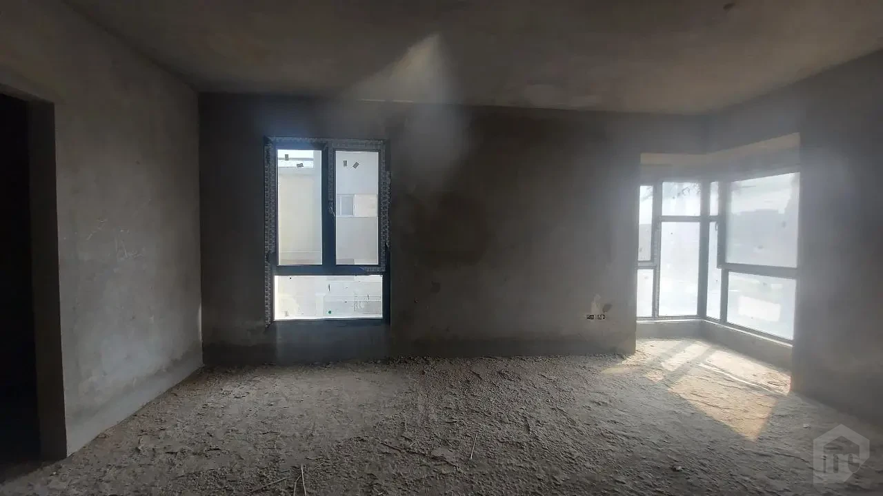 شقه نصف تشطيب للبيع في سوديك فيليت