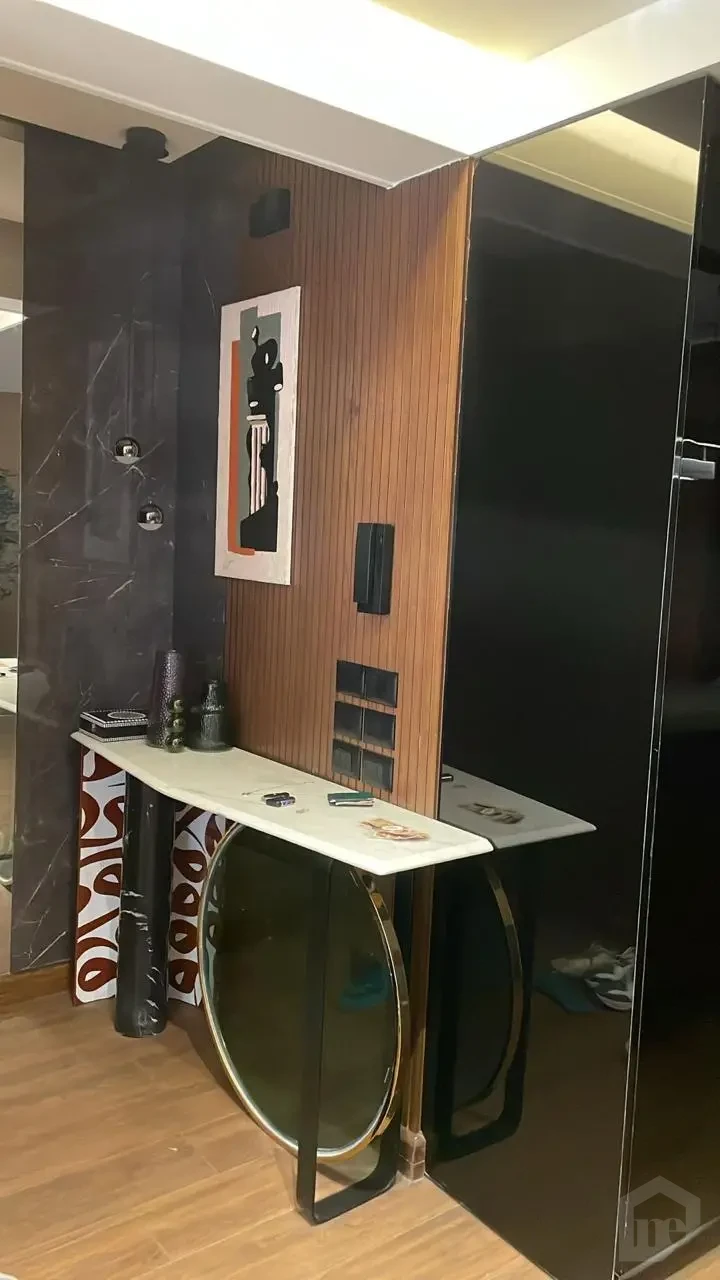 شقة للبيع في تاج سيتي – جاهزة للسكن فورًا