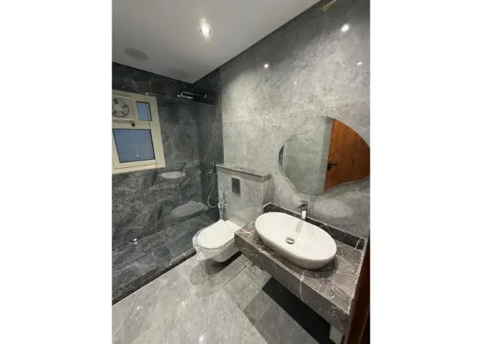 شقه للأيجار في تاج سيتي