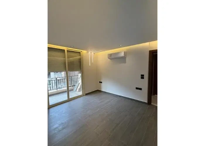 شقه 3 غرف للأيجار في تاج سيتي