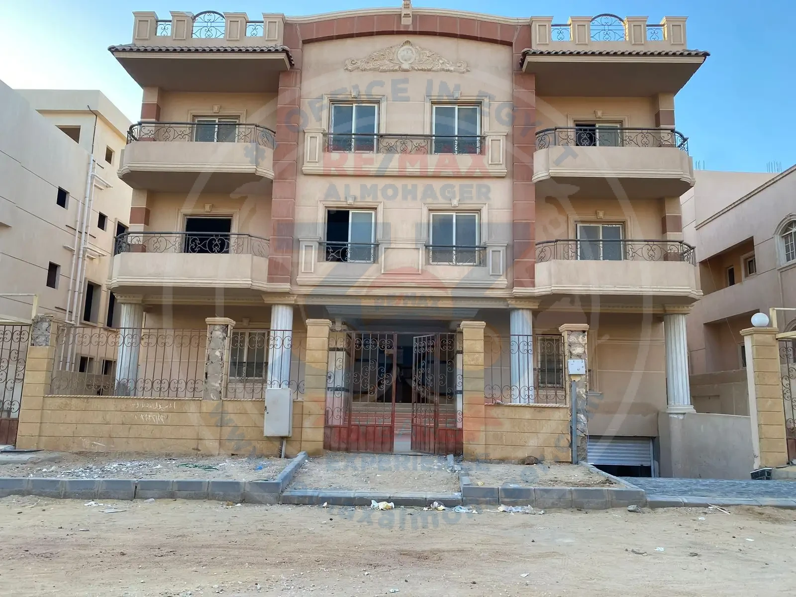 Apartment for sale in Tamr Henna 1 New Cairo 185m