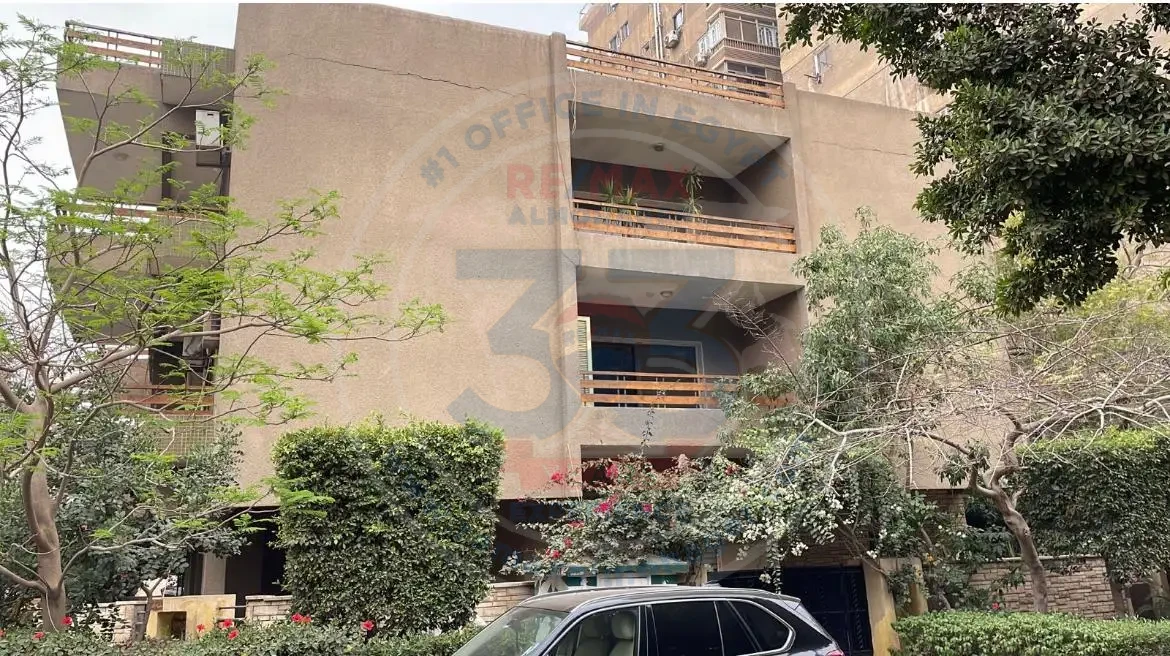 Apartment for sale in Nasr City, 300 square meters