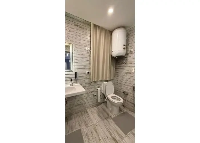 شقه مفروشه للبيع في زيزينيا