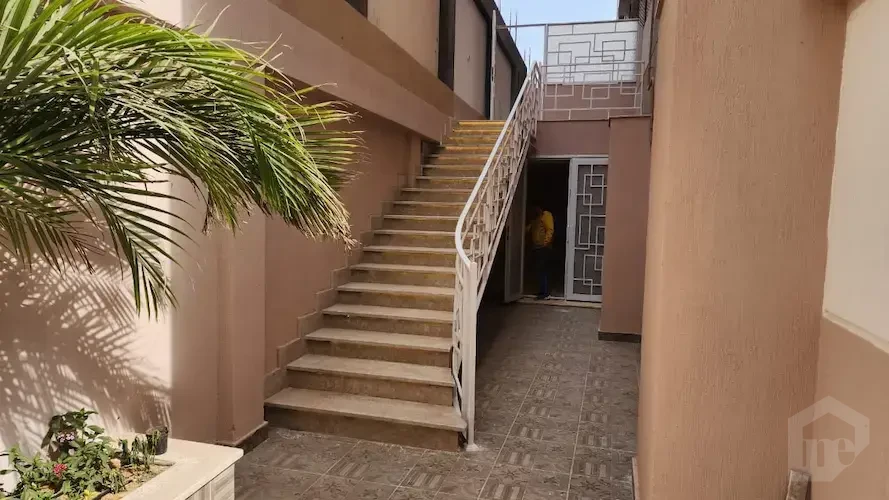 Apartment for sale in louts 180 m