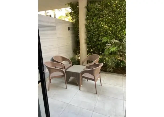 Fully Furnished Apartment In Lake View