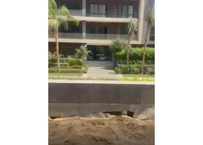 شقه للبيع في الباتيو أورو