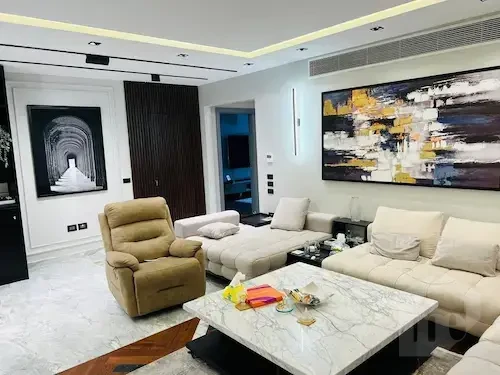 شقة للبيع في الدقي بإطلالة على نادي الصيد