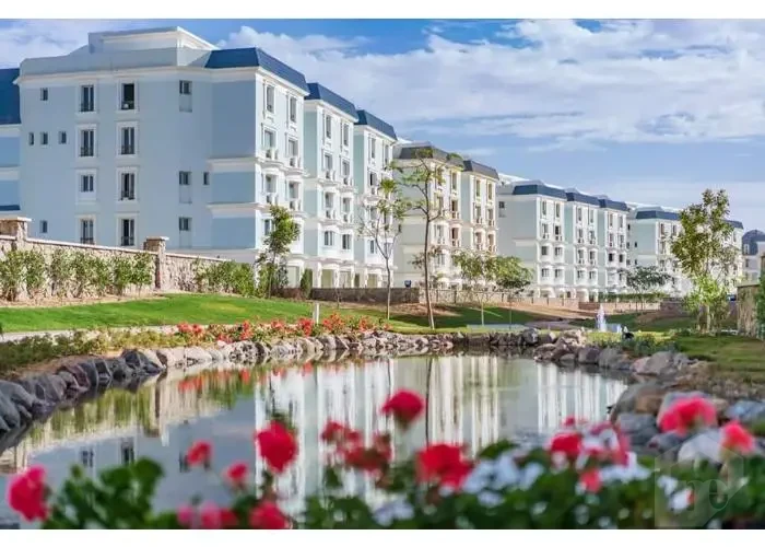 أي فيلا روف للبيع في ماونتن فيو