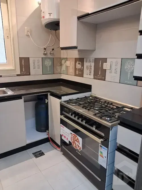 شقة إيجار مفروش في كمباوند الباتيو أورو