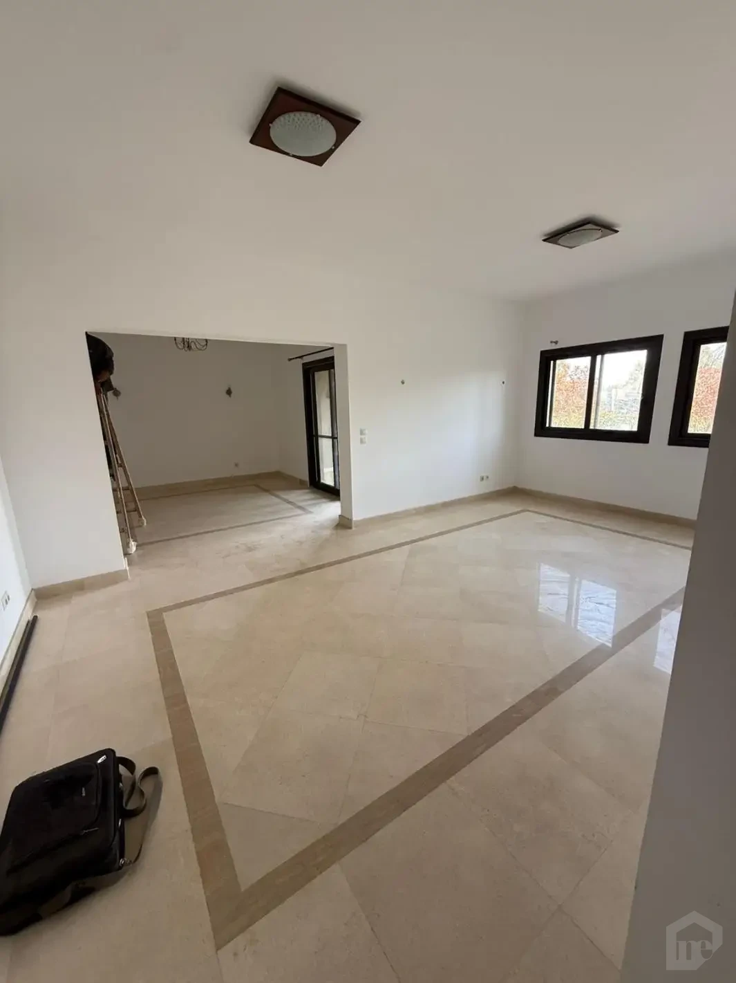 للايجار في ميفيدا شقة دور ارضي