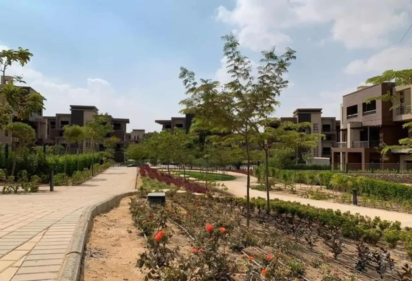 Own a Premium Upper Duplex in Westridge – New Giza