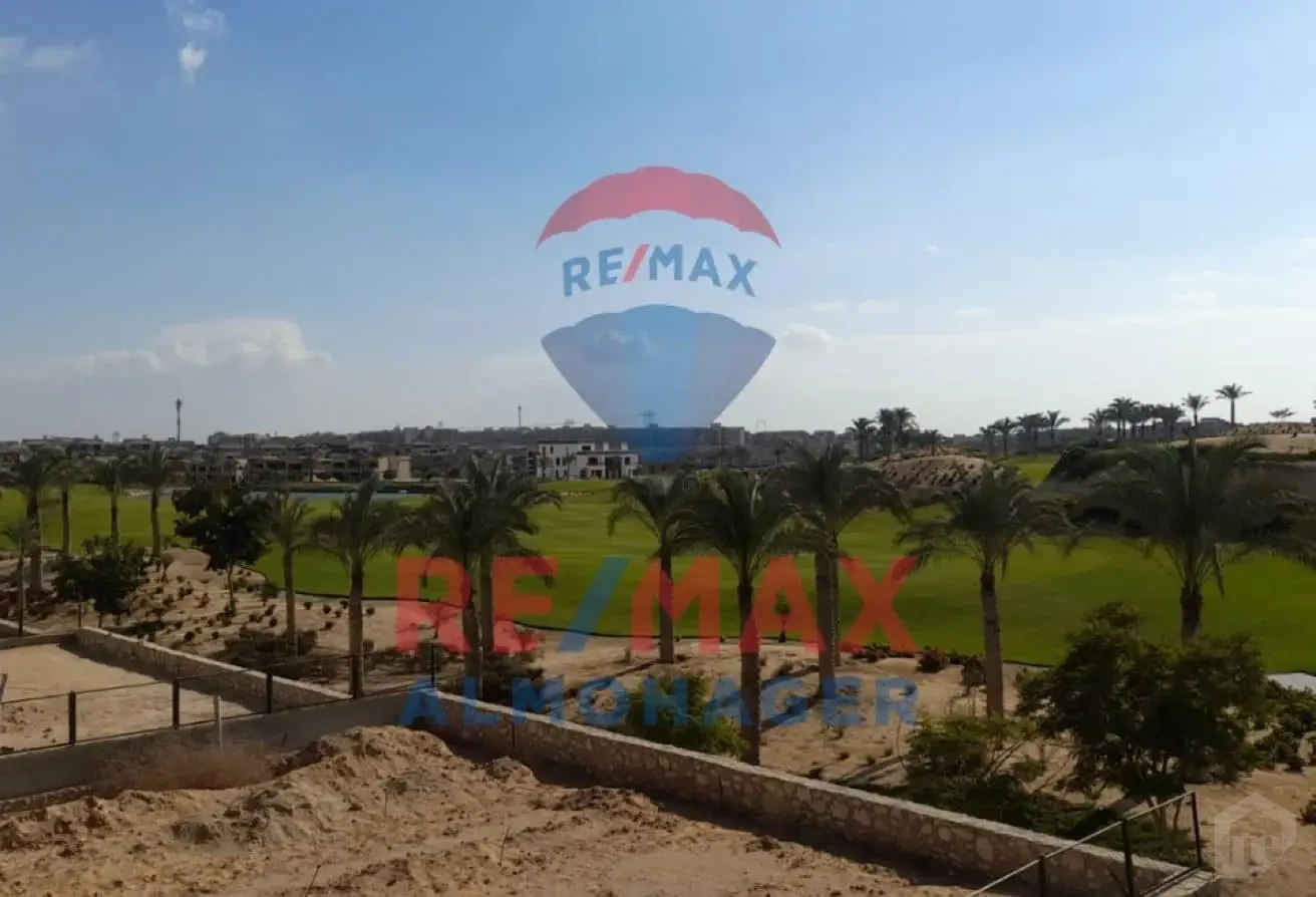 Premium Villa with Direct Golf View and Large مساحة
