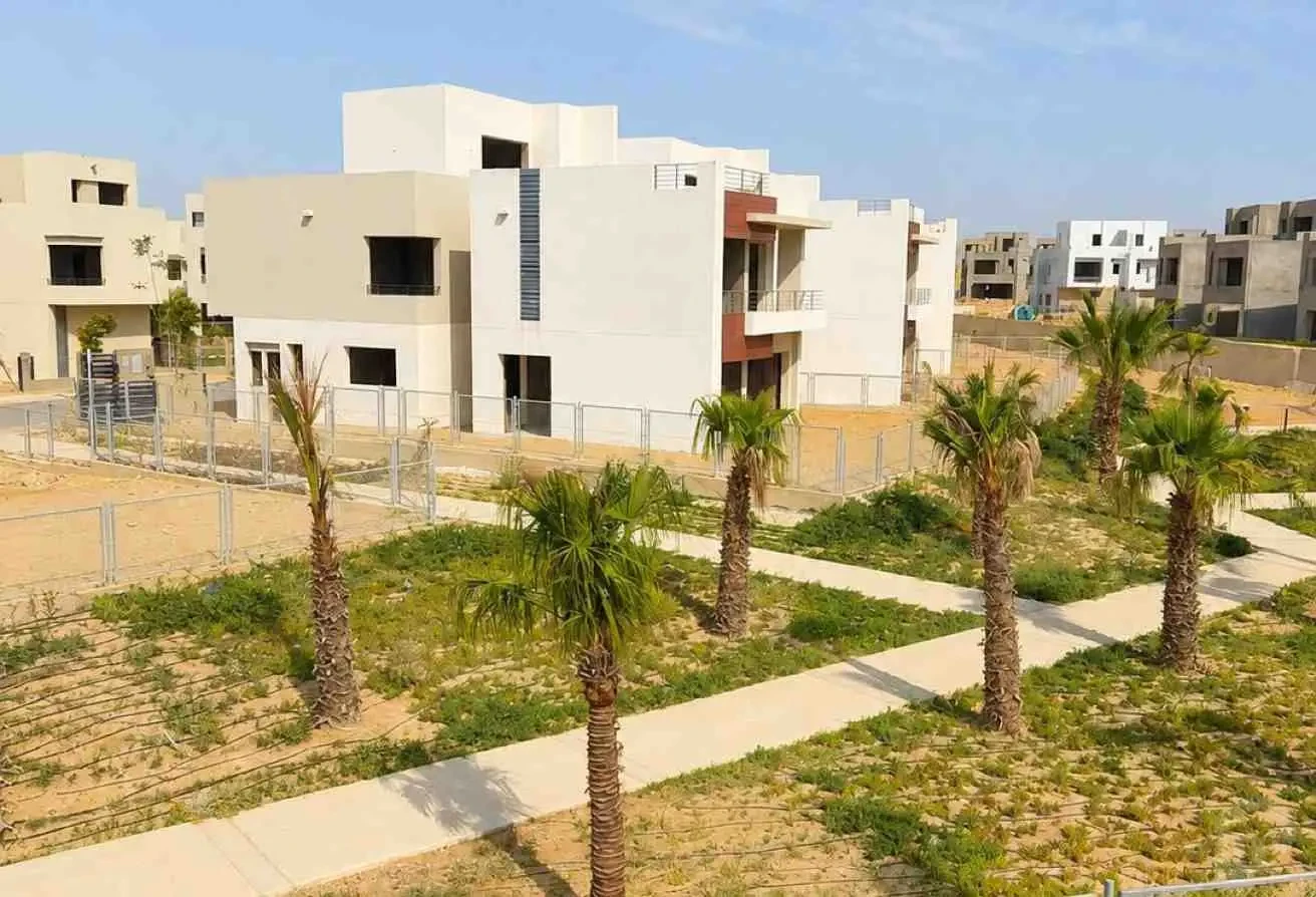 Contemporary Villa & Garden View