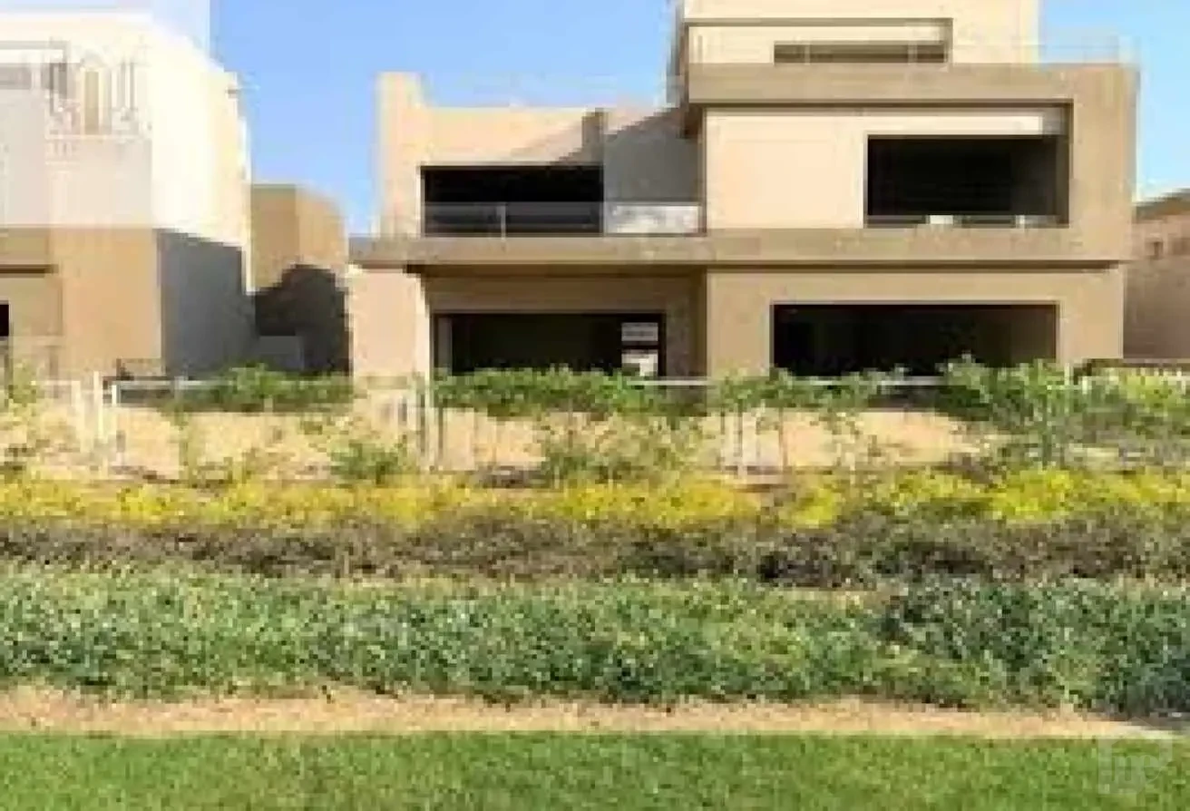 Modern Villa Facade