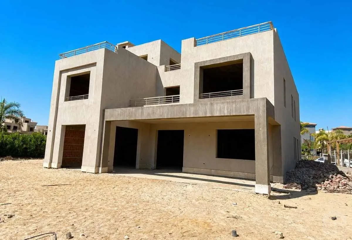 المساحة الداخلية الرئيسية للفيلا