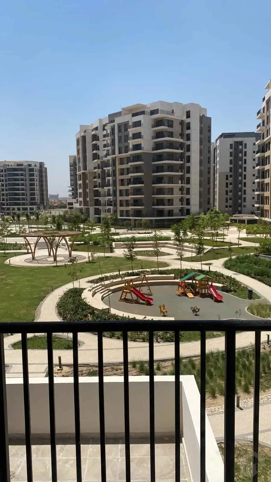 Bright 2-Bedroom Apartment with Double View | ZED