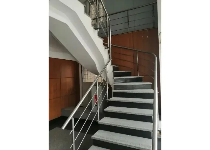 عقار إداري تشطيب كامل