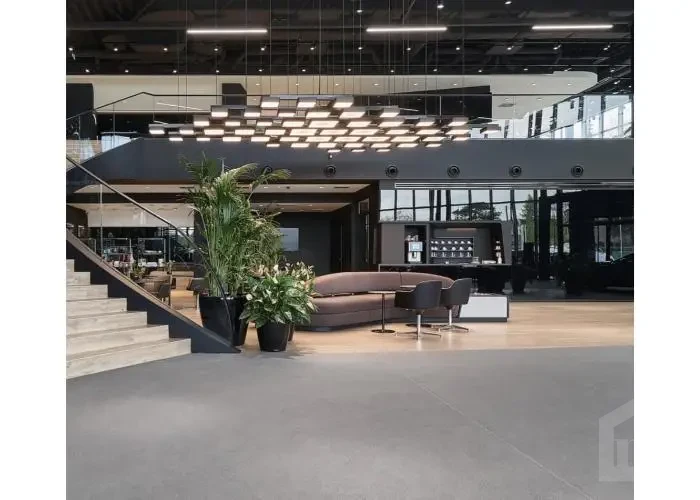 Car Showroom in New Cairo For Sale