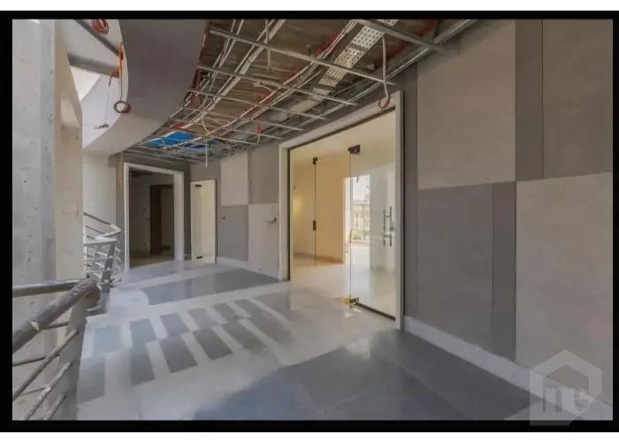 عيادة للبيع بالتقسيط في التجمع الخامس المستثمرين الجنوبية