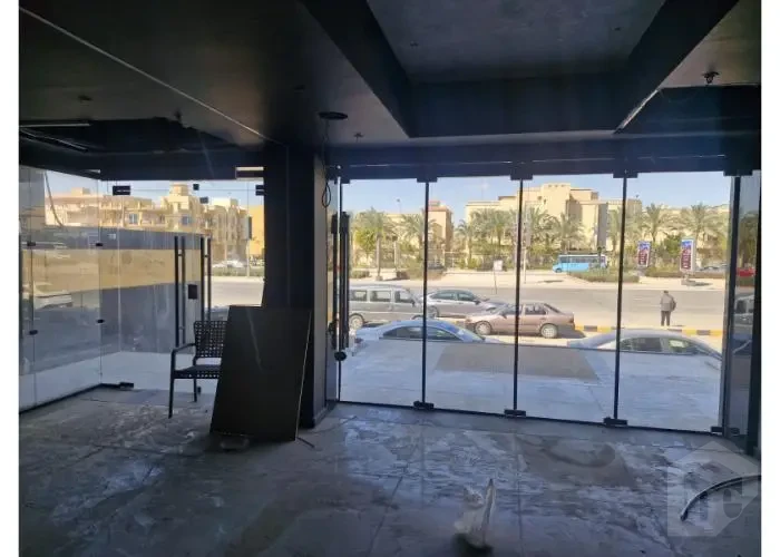 North 90 Street retail