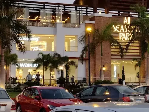 محل تجاري بأوول سيزون مول مدينتى