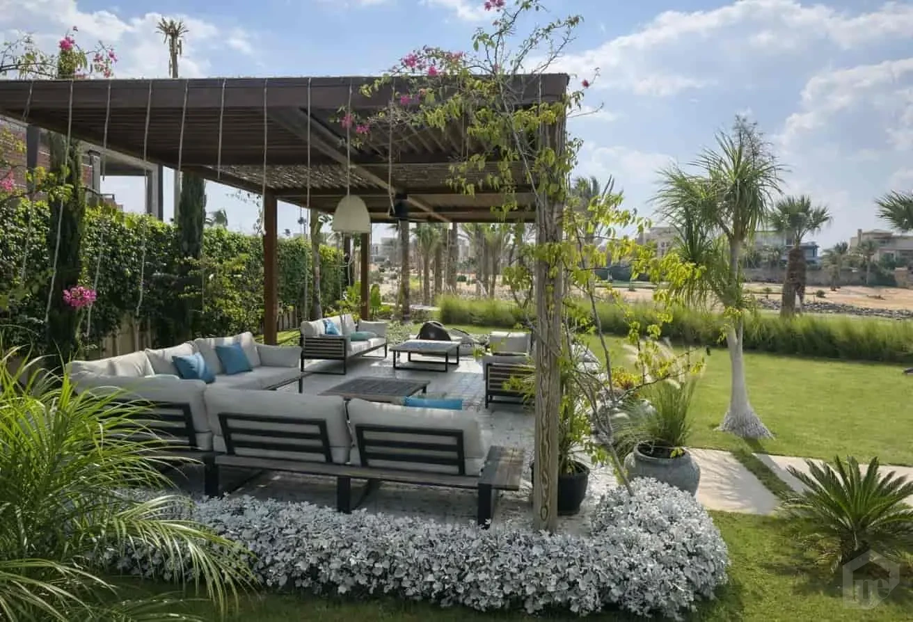 Villa For Sale