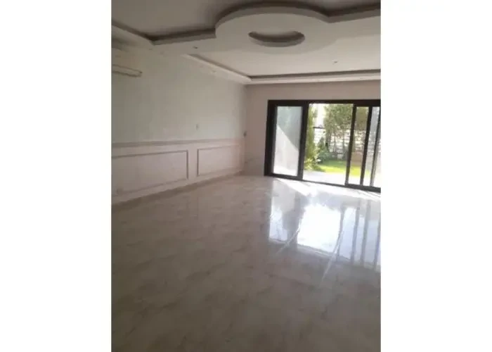 للأيجار في هايد بارك