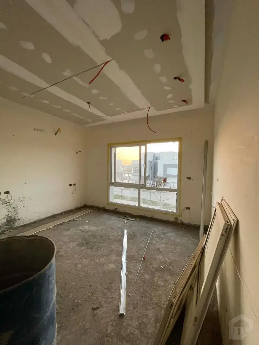 فيلا 3 غرف للبيع في هايد بارك