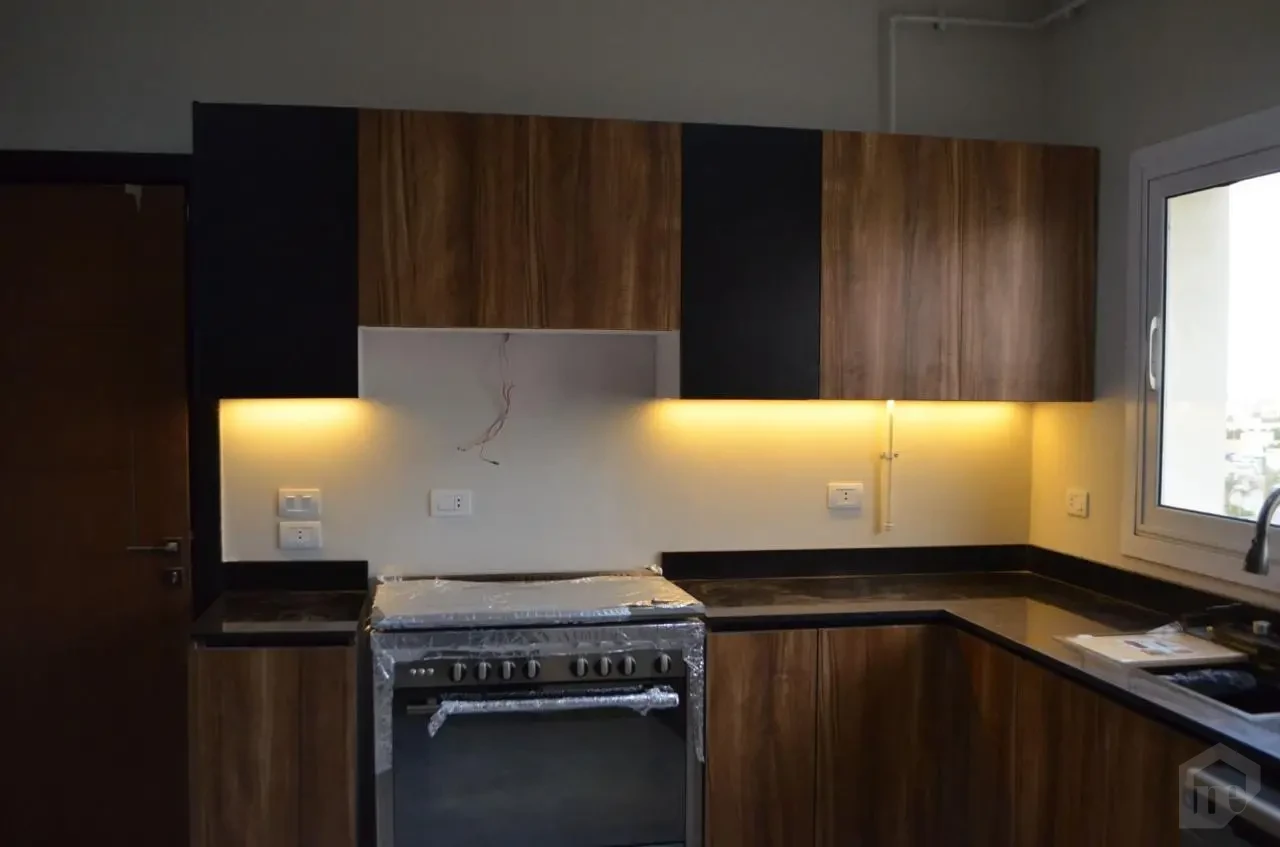 Duplex For Rent In Hyde Park