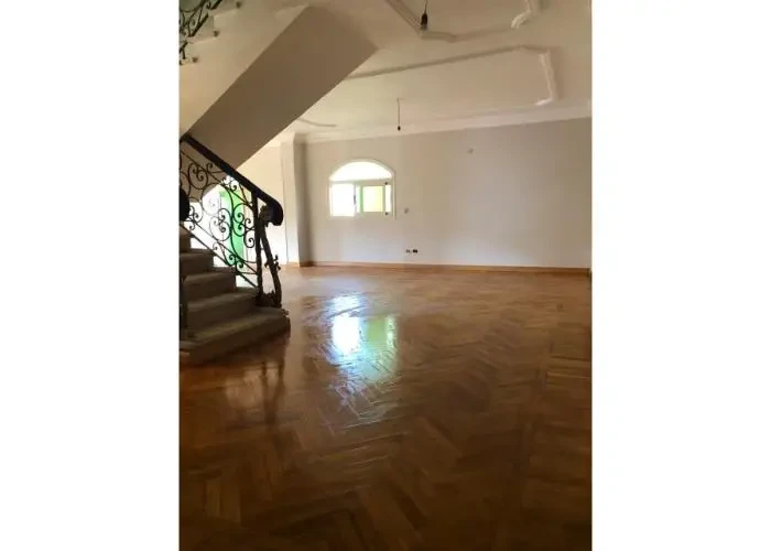 دوبلكس للأيجار في المستثمرين الشماليه