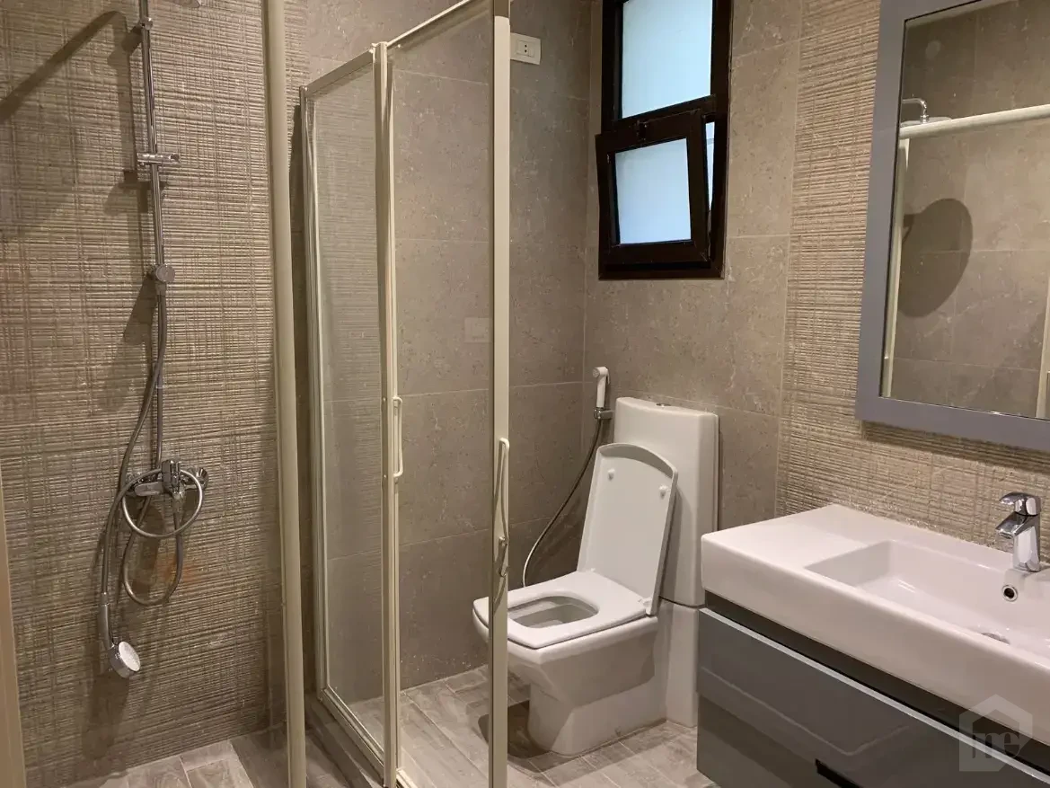 للإيجار دوبلكس  في سوديك إيست تاون