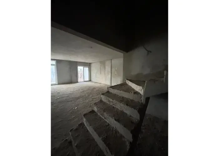 دوبلكس نصف تشطيب للبيع